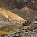 Gordon and Matt mapping Holocene moraines above Veluyoccocha